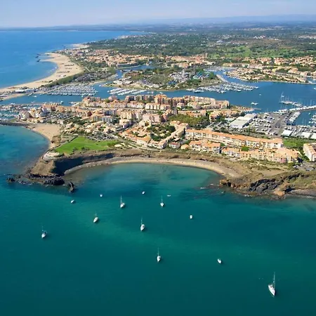 Du Port *